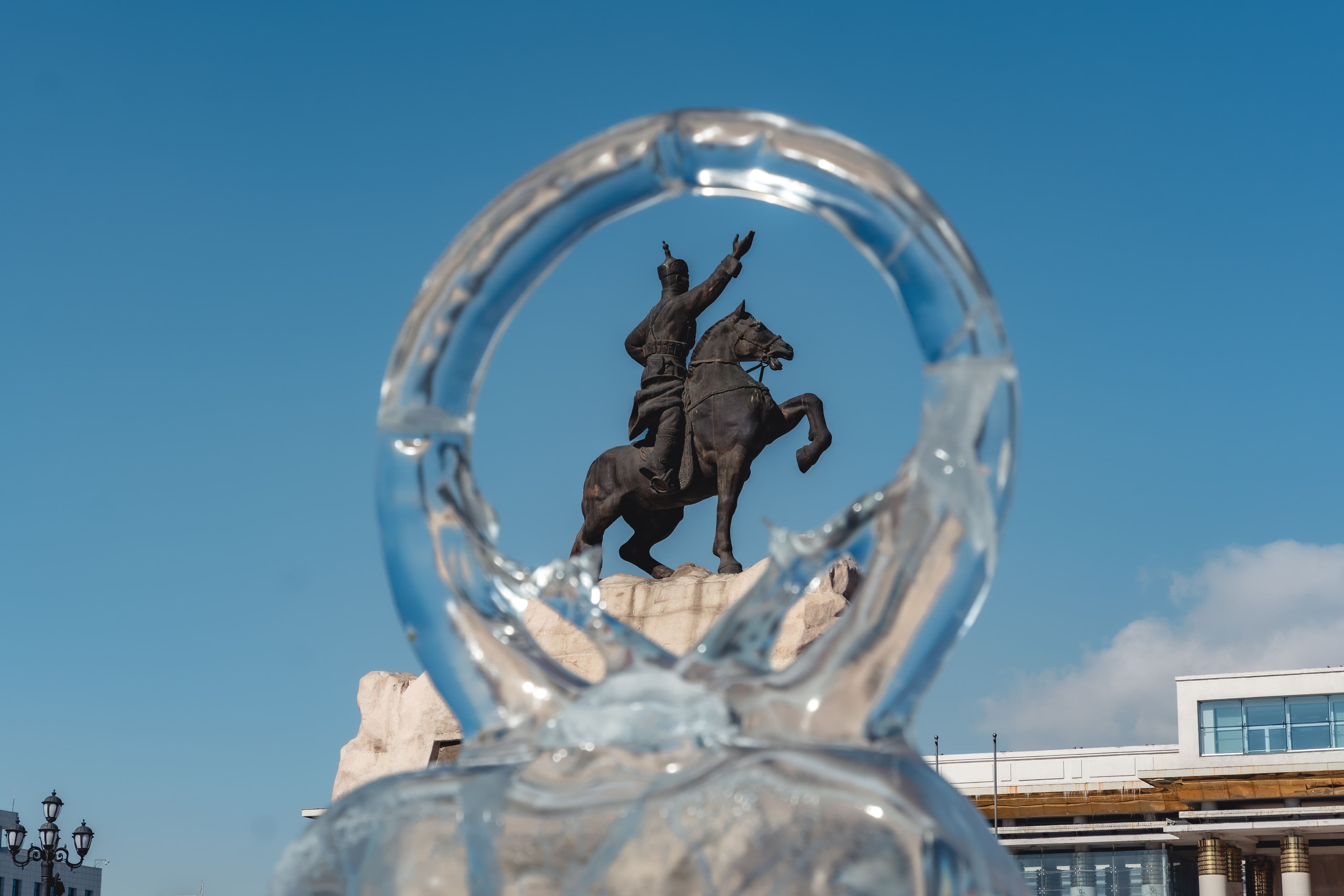 Photo playlist: Цас хайлах цагаар - нийтлэлийн зураг