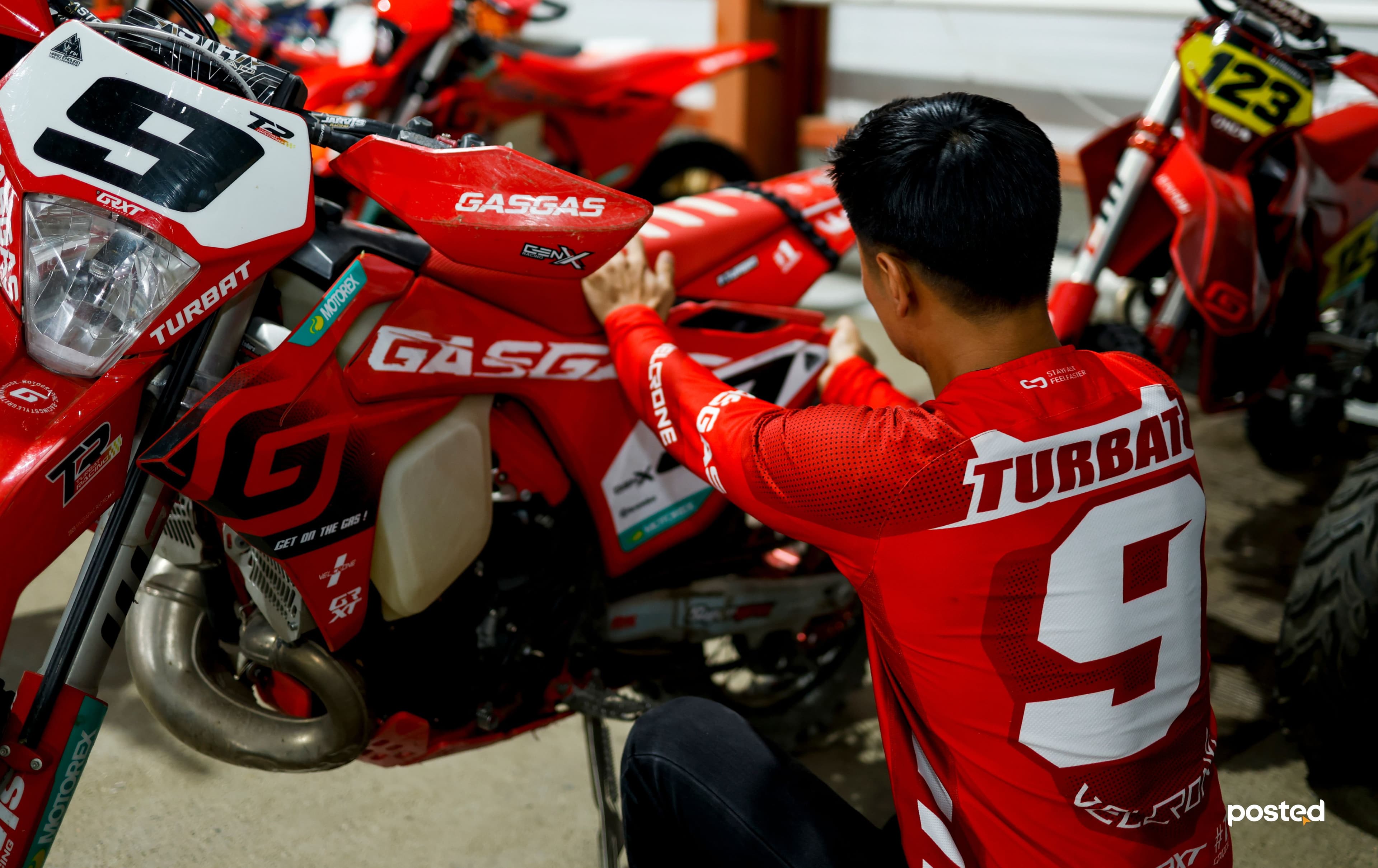 Frame 1261159617.jpg