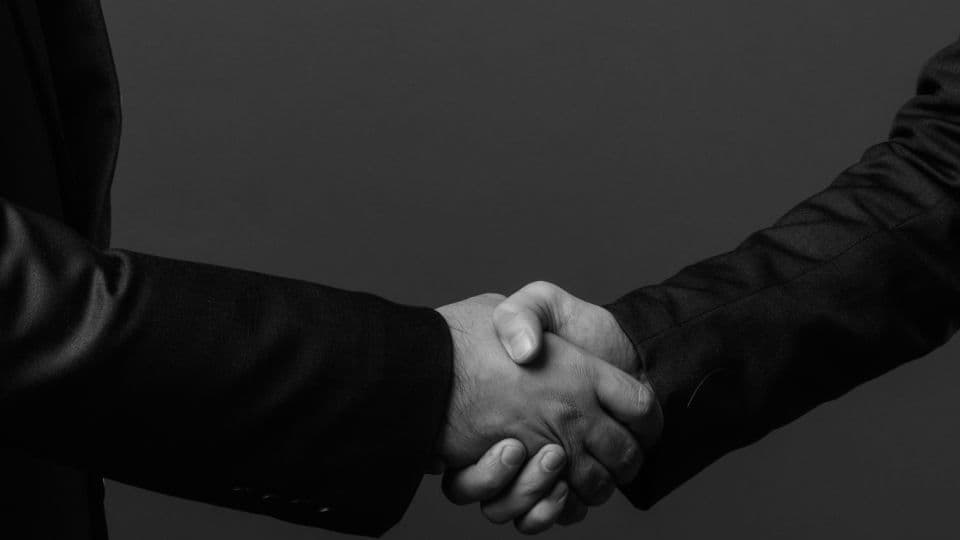 Анхны сэтгэгдлийг төрүүлэх хоёр дахь боломж үгүй - нийтлэлийн зураг