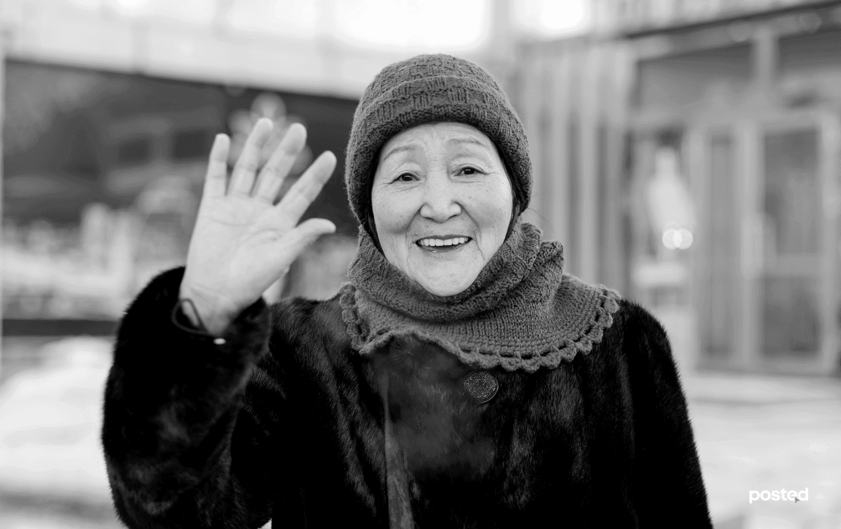 Д.Нина: Амьдралынхаа ихэнх цагийг утсаа маажаад өнгөрүүлчихвэл дэндүү харамсалтайяа нийтлэлийн зураг