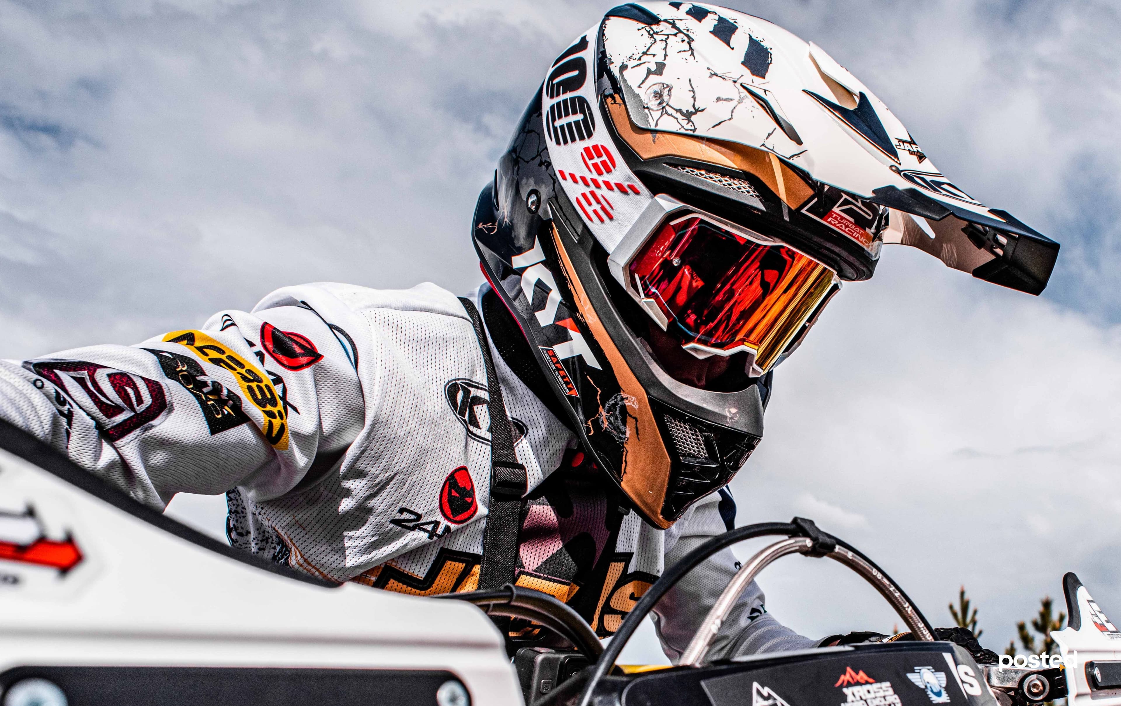 П.Төрбат: Мотоспортын хамгийн том онцлог бол хүнийг эрэмгий, зоригтой болгодог нийтлэлийн зураг