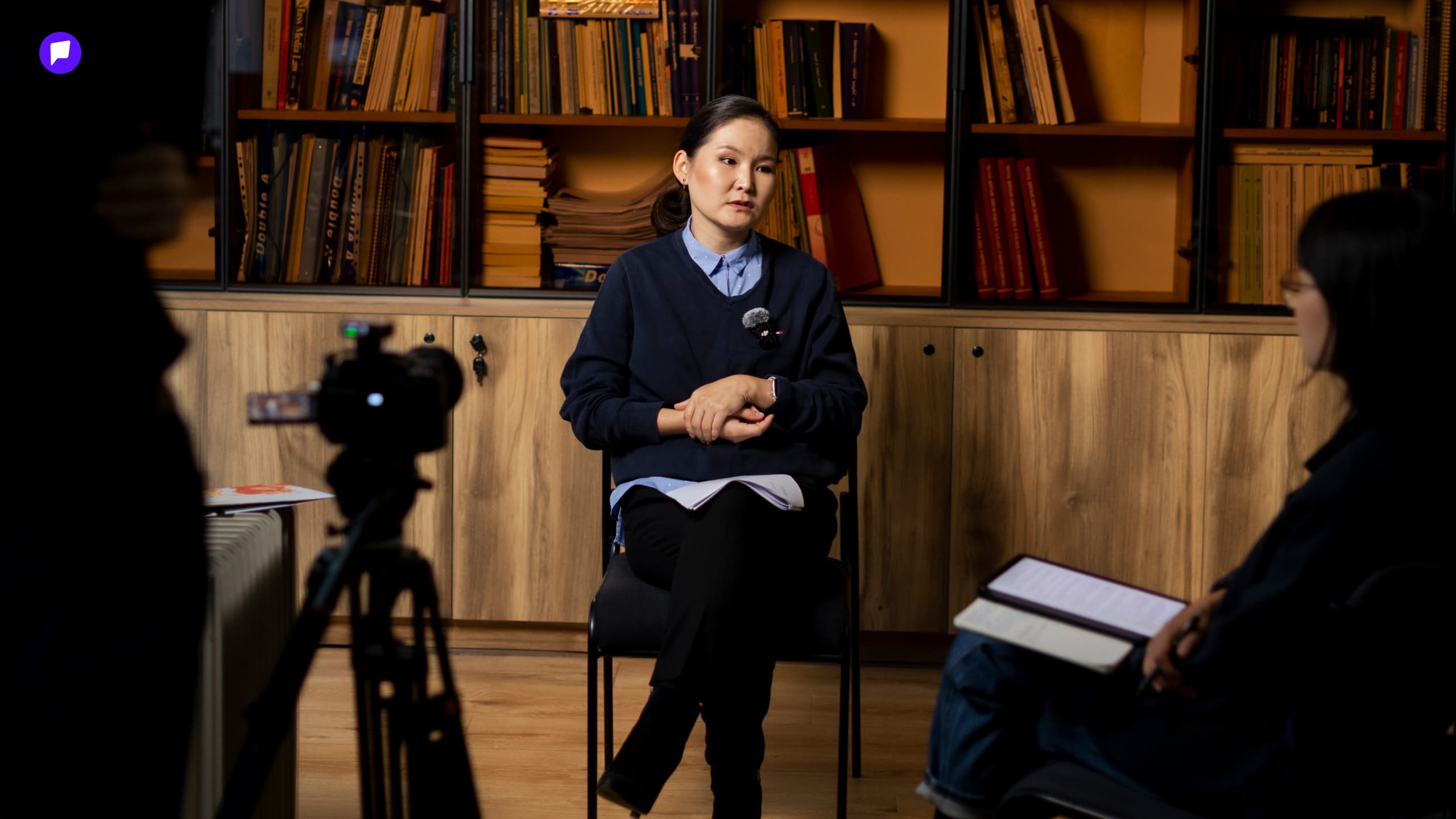 Д.Идэржаргал: Бид мэдээллийг биш, мэдээлэл биднийг олж ирдэг цаг үед амьдарч байна - нийтлэлийн зураг