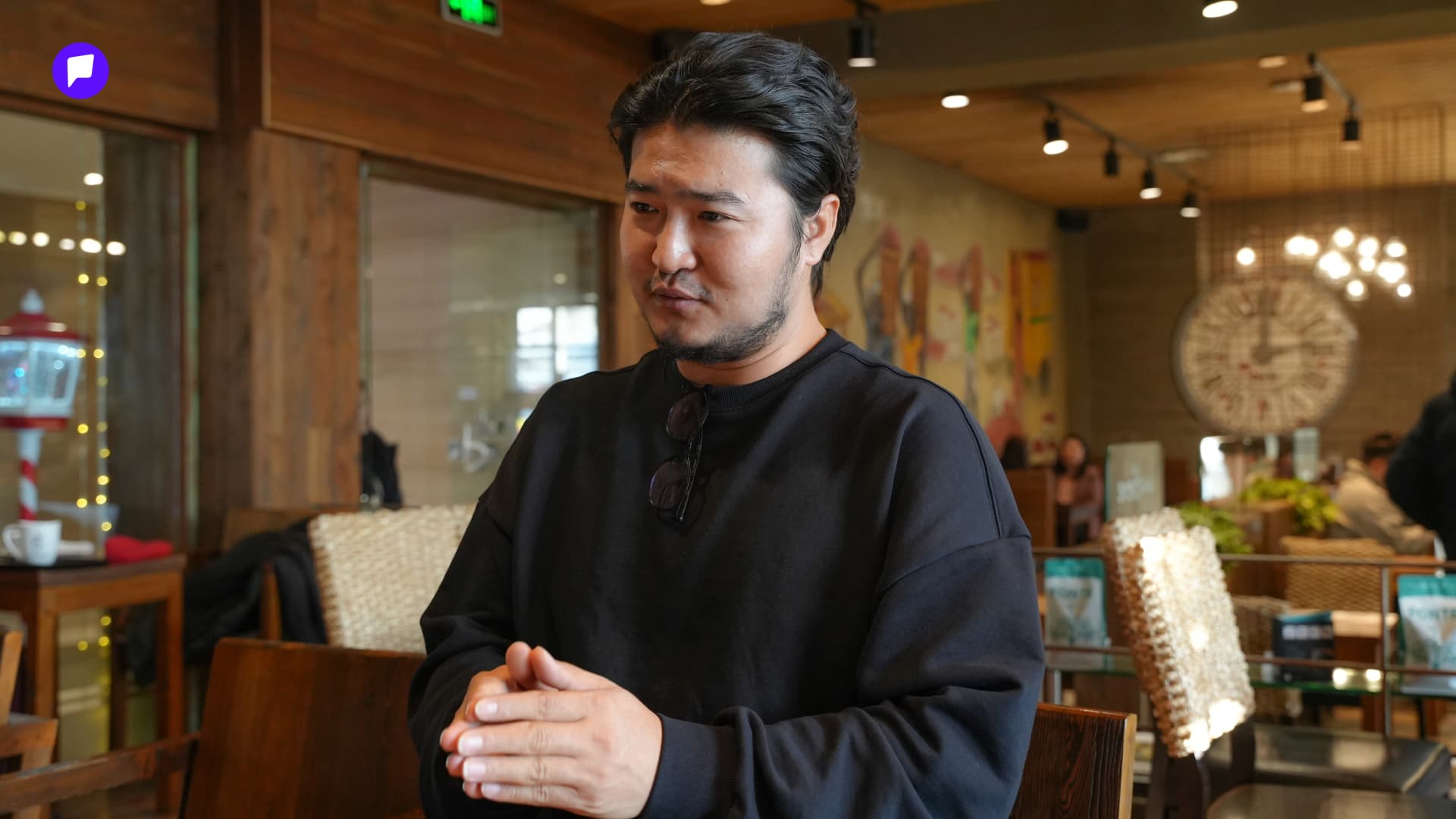 С.Чойдорж: Хат суусан орчуулагч болъё гэвэл хатуу хүтүүтэй сайн ноцолдоорой нийтлэлийн зураг