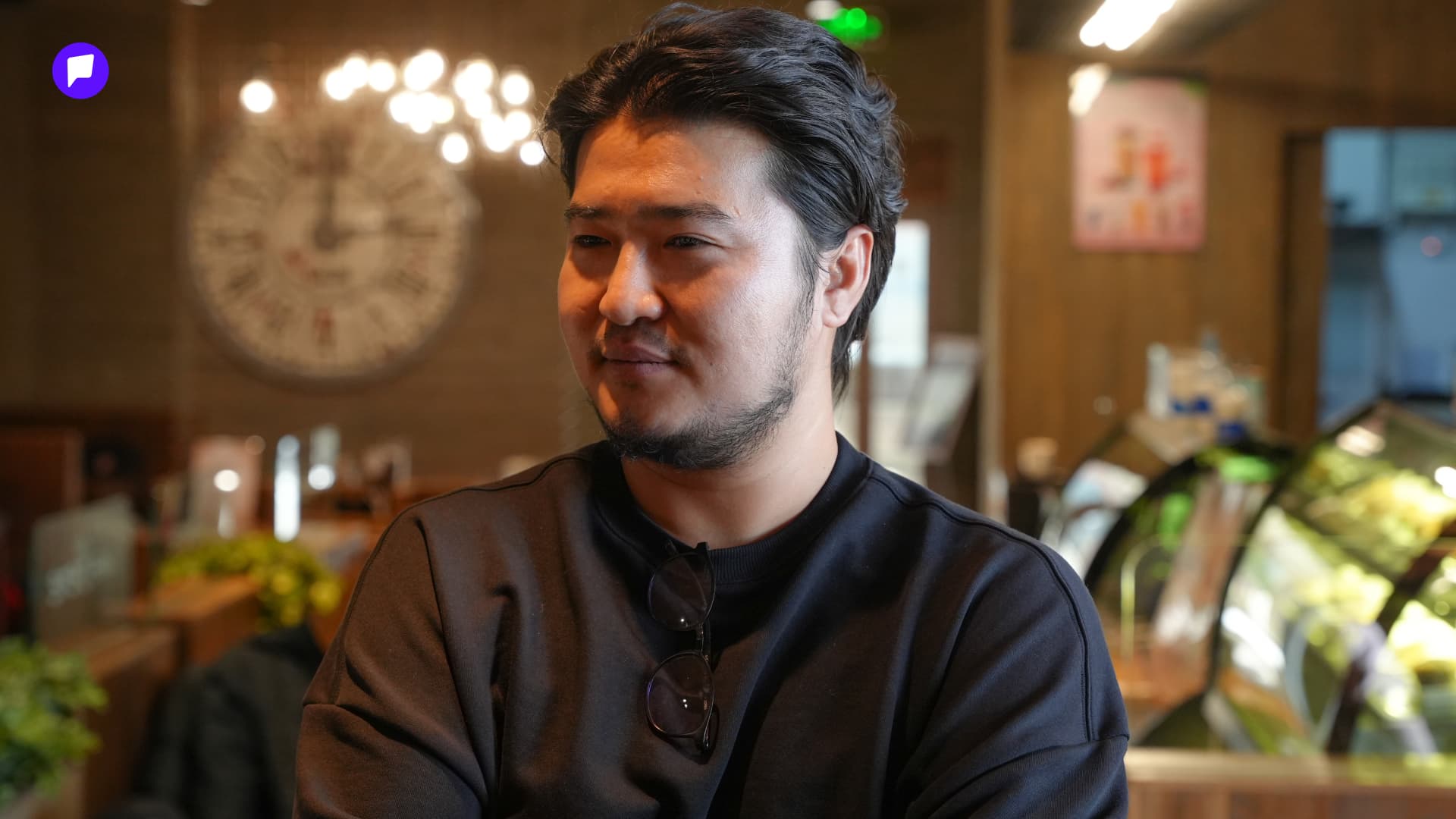 С.Чойдорж: Хат суусан орчуулагч болъё гэвэл хатуу хүтүүтэй сайн ноцолдоорой нийтлэлийн зураг