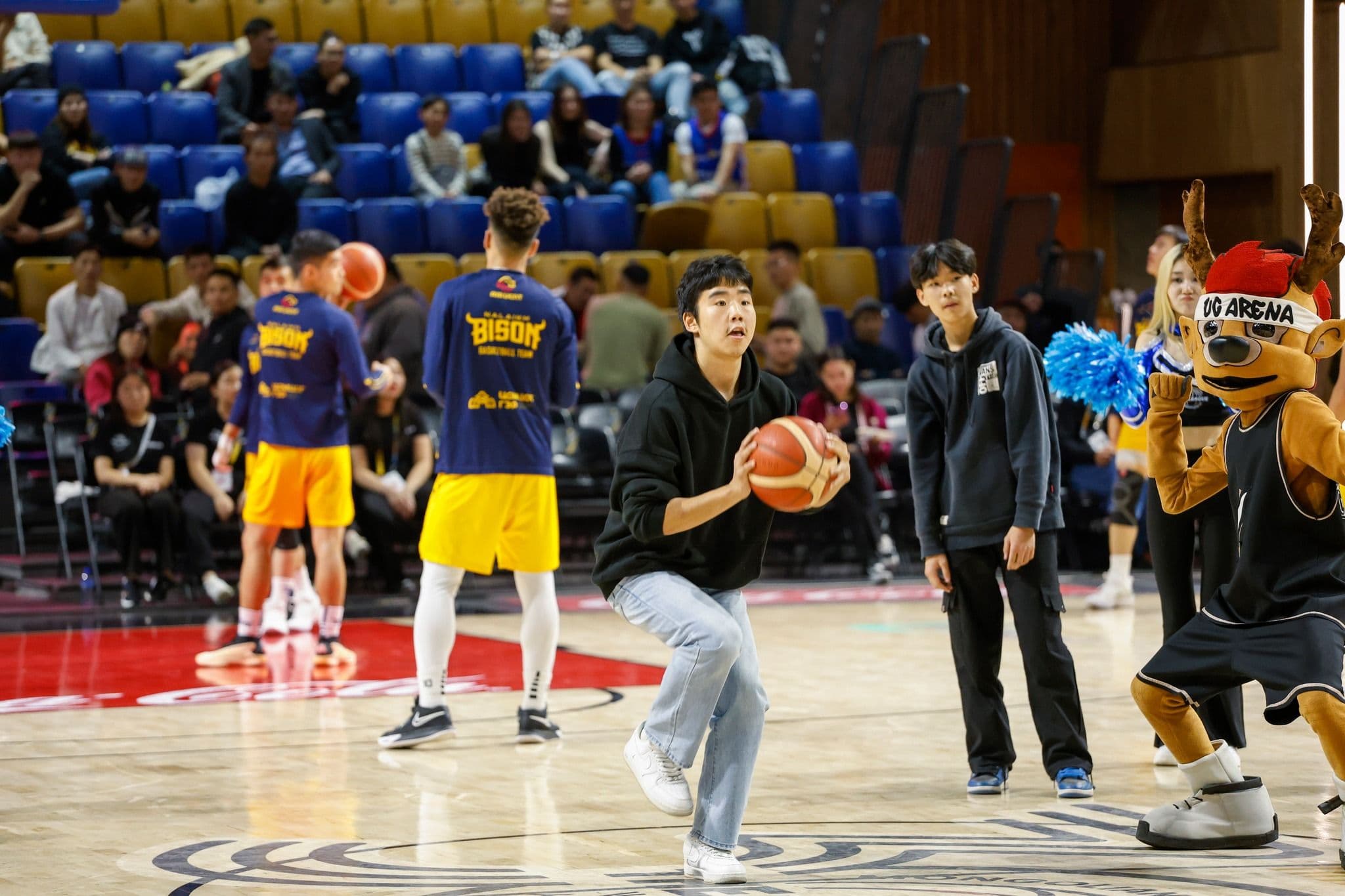 Л.Золбоо: Бусдын мөрөөдлийг биелүүлэх л миний мөрөөдөл болчхоод байна нийтлэлийн зураг