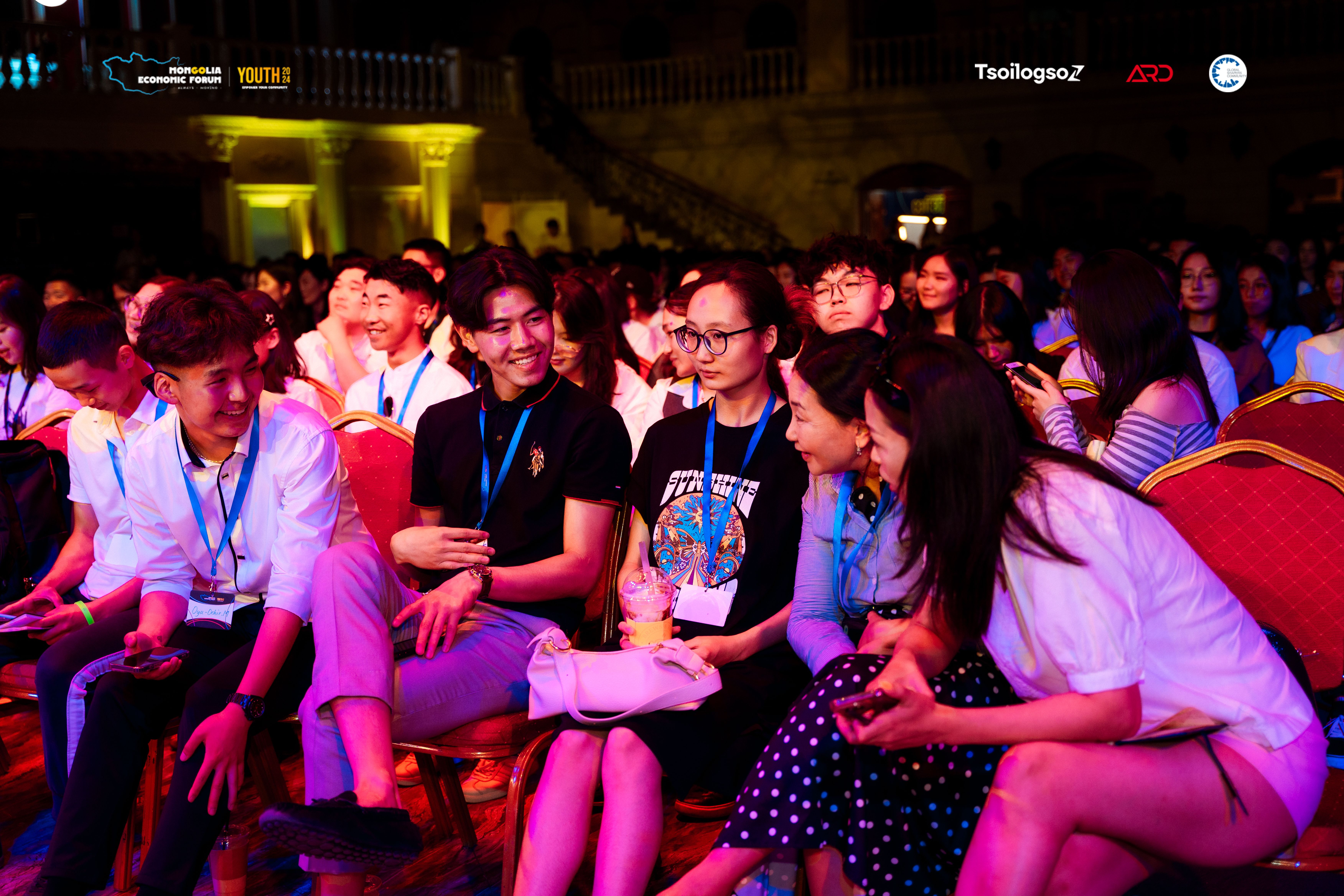 MEF Youth 2024: Шийдэл эрэлхийлж, оролцоогоо нэмэгдүүлсэн залуусын арга хэмжээг тоймлох нь - нийтлэлийн зураг