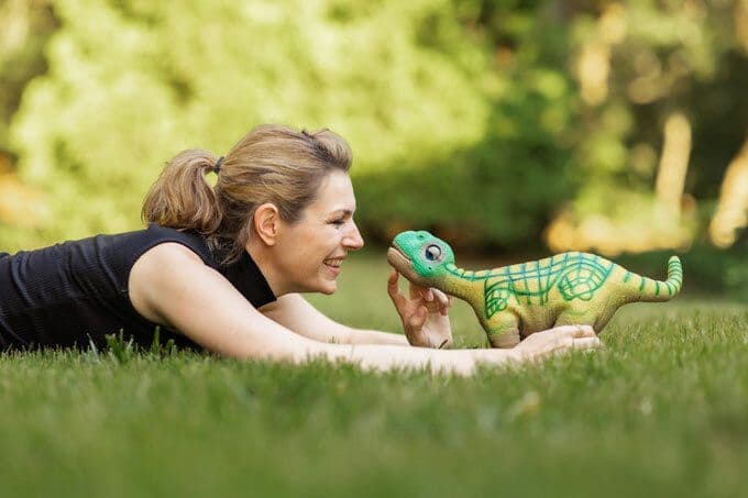 Kate-Darling-and-Pleo-a-robotic-dinosaur-Photo-Lyla-Duey-Copyright-C-Kate-Darling-2022.png
