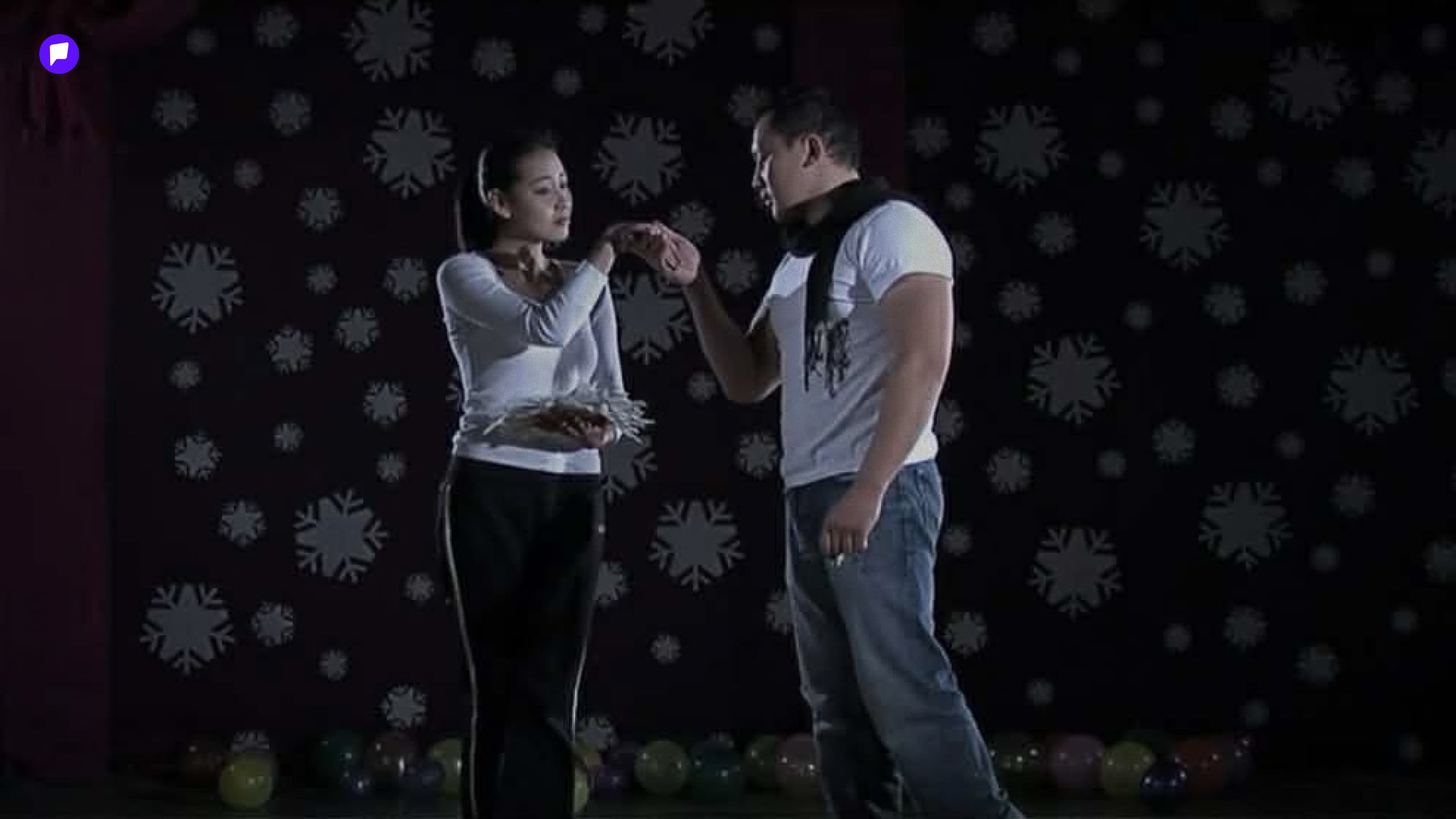 Шинэ жилийн баярын өдрөөр үзэх 11 кино нийтлэлийн зураг